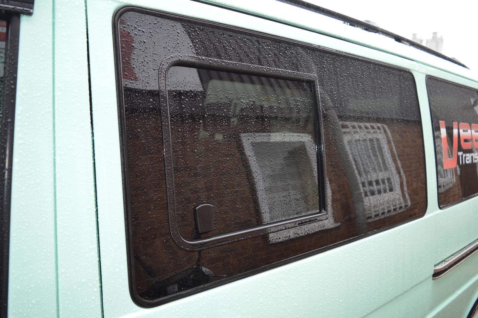 Volkswagen T4 *OPENING WINDOW* N/S/F (Nearside)
