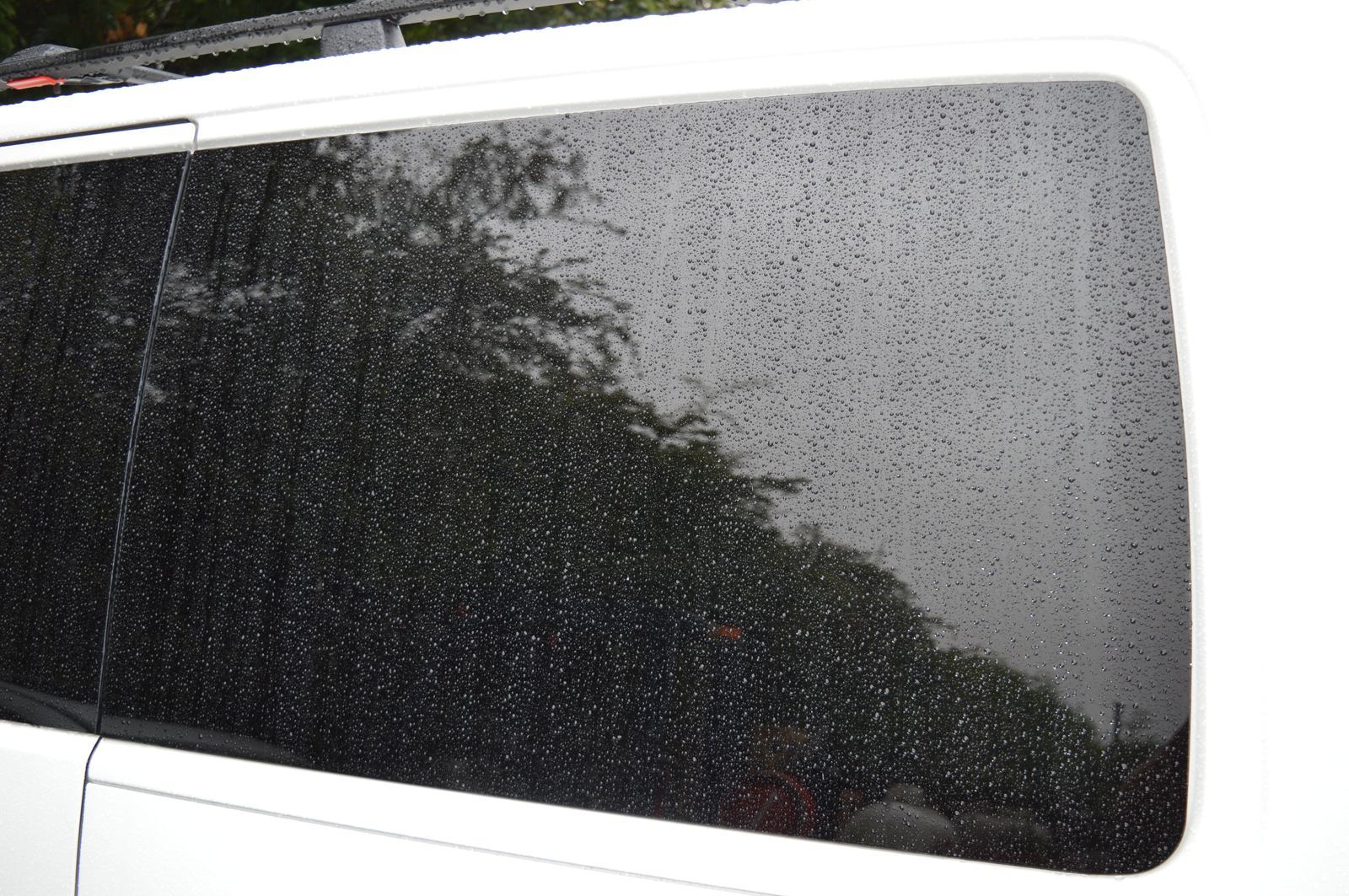 VW T5/T5.1/T6/T6.1 N/S/Rear Quarter (SWB) Window In Privacy Tint (Nearside) - Image 5