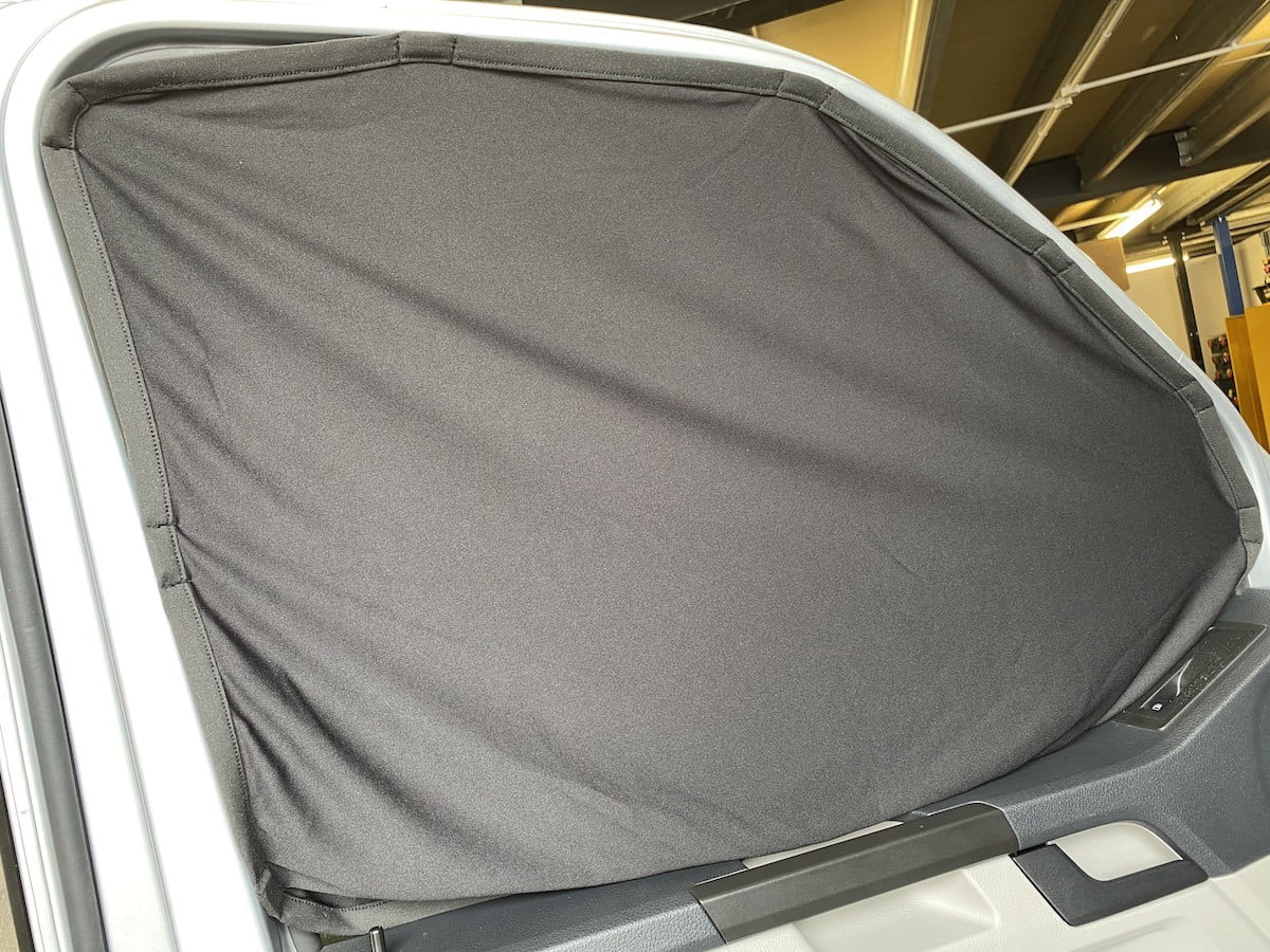 T5/T5.1/T6/T6.1 Prestige Cab Curtain Kit - Image 5