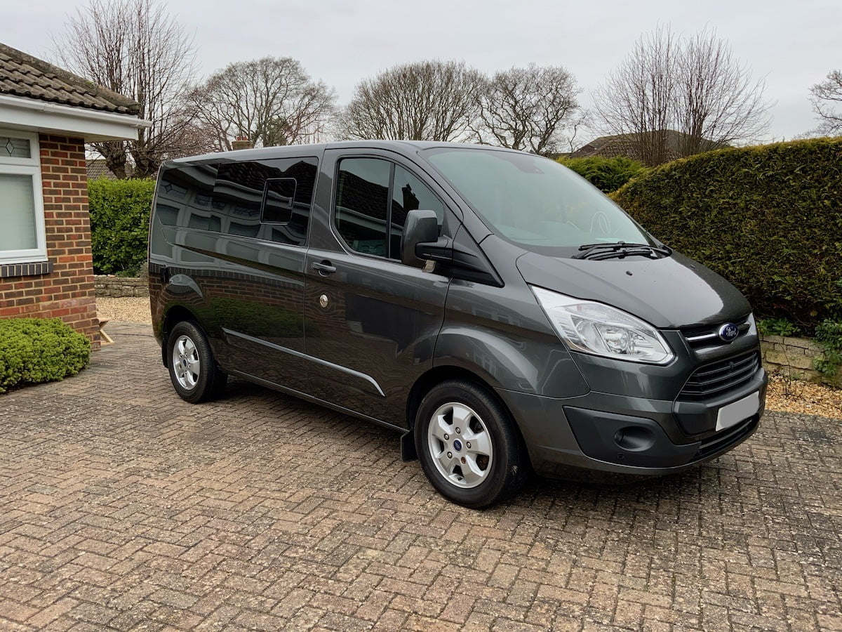 Ford Transit Custom O/S/F Opening Window in Privacy Tint (SWB/LWB) - Image 4