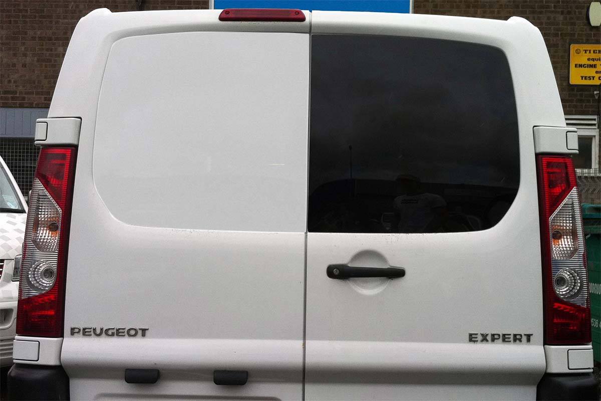 Expert/Dispatch/Scudo/Proace 06-16 O/S Back Door Window In Privacy Tint