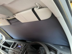 T5/T5.1/T6/T6.1 Prestige Cab Curtain Kit - Image 3
