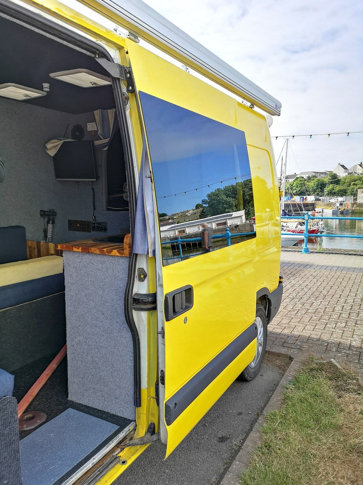 Master/Movano 1997 > 2010 N/S/F (SWB/MWB/LWB) Fixed Window In Privacy Tint - Image 2