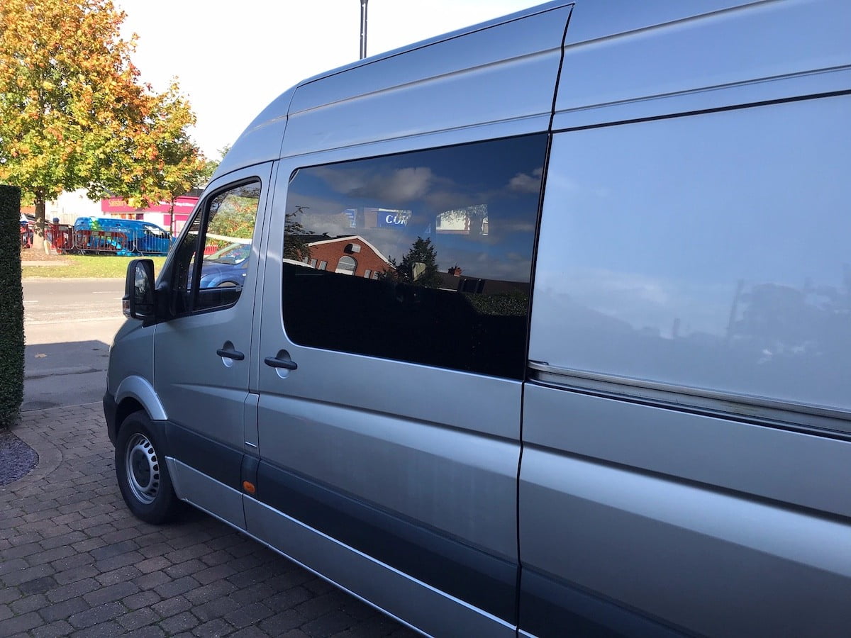 Sprinter 06-25/Crafter 06-17 MWB/LWB/XLWB N/S/F Fixed Window in Privacy Tint - Image 2