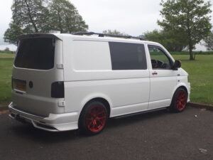 VW T5/T5.1/T6/T6.1 O/S/Front Fixed Window In Privacy Tint (Offside) - Image 3