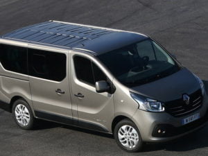 Renault Trafic X82 2014> Windows