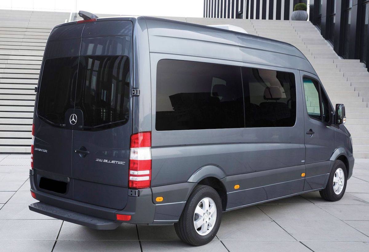 Sprinter 06-25 /Crafter 06-17 O/S/R Fixed Window in Privacy Tint MWB - Image 2