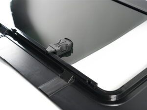 VW T5/T5.1/T6/T6.1 N/S/Front Opening Window In Privacy Tint (Nearside) - Image 5