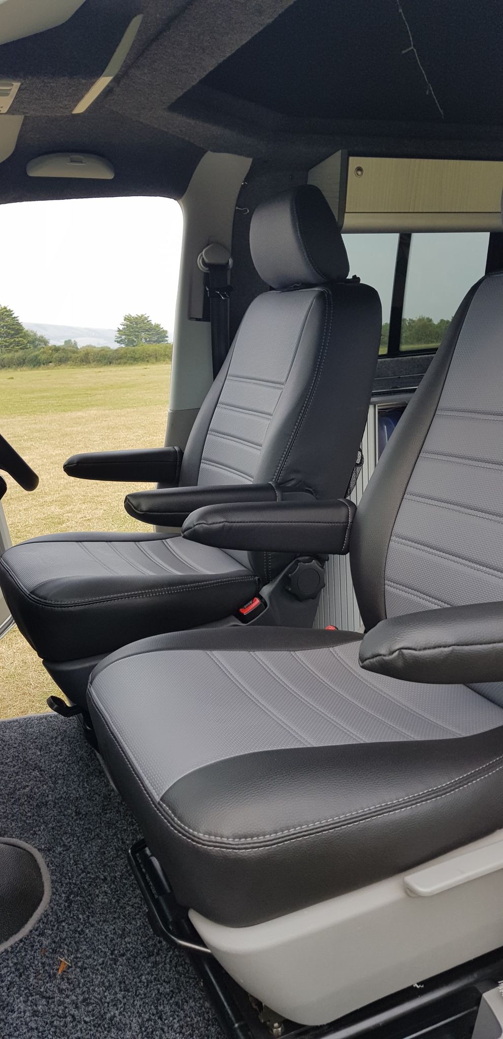 T5/T5.1 Punched Leather Style Seat Covers - Grey - Image 4