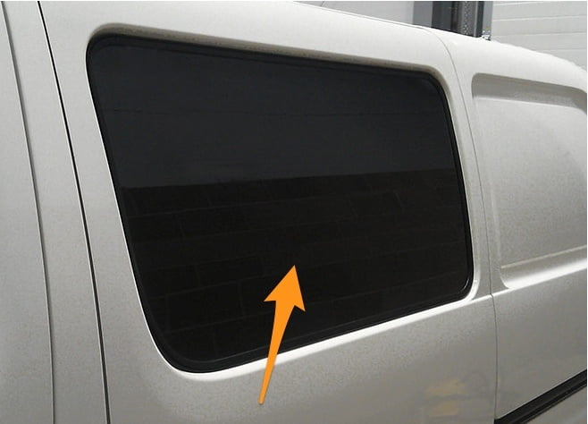 Toyota Hiace *FIXED* N/S/F (Nearside)