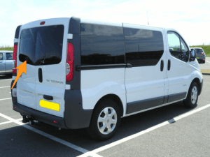 Alternative view of Trafic/Vivaro/Primastar Nearside Back Door Glass In Privacy Tint