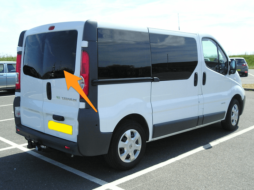 Trafic/Vivaro/Primastar Offside Back Door Glass In Privacy Tint - Image 2