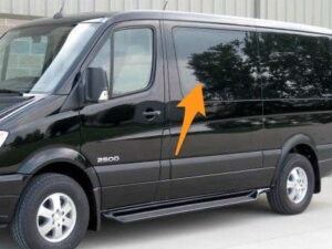 Alternative view of Sprinter 06-25/Crafter 06-17 N/S/F Opening Window in Privacy Tint SWB
