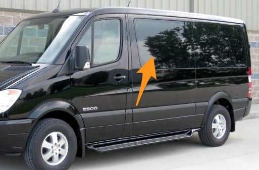 Sprinter 06-25/Crafter 06-17 N/S/F Fixed Window in Privacy Tint SWB - Image 2