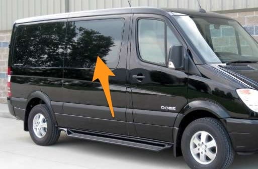 Sprinter 06-25/Crafter 06-17 O/S/F Fixed Window in Privacy Tint SWB - Image 2