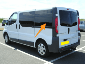 Alternative view of Trafic/Vivaro/Primastar N/S/R (Rear) Fixed Window in Privacy Tint SWB