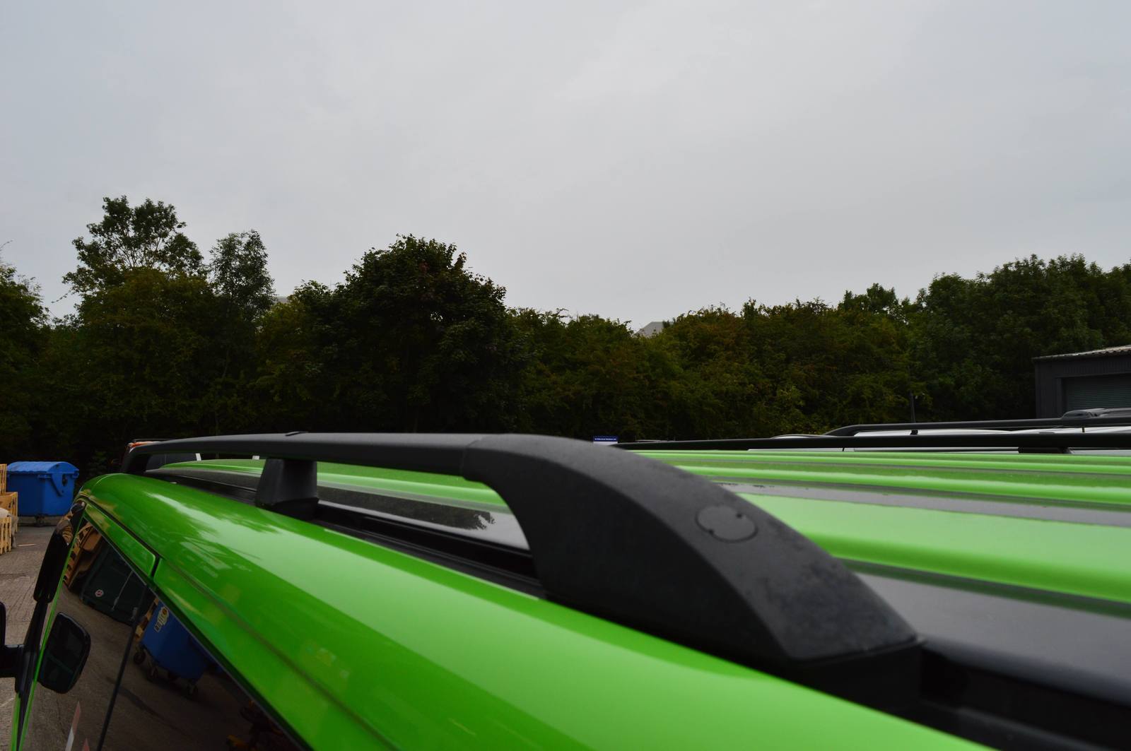T5 Black Aluminium Roof Rails - LWB