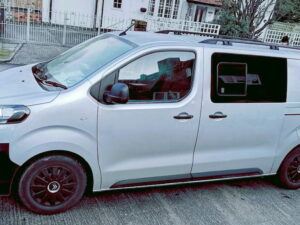 Dispatch/Expert/Proace 2016> (MWB/LWB) N/S Front Opening Window In Privacy Tint