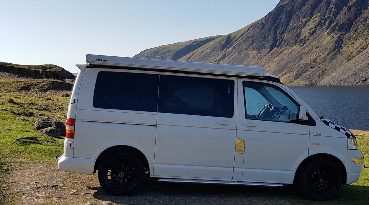 VW T5/T5.1/T6/T6.1 O/S/Rear Quarter (SWB) *BLACKOUT* Window (Offside) - Image 3