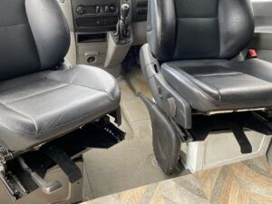 Alternative view of Sprinter/Crafter Sportscraft Swivel Seatbase 2007 – 2018