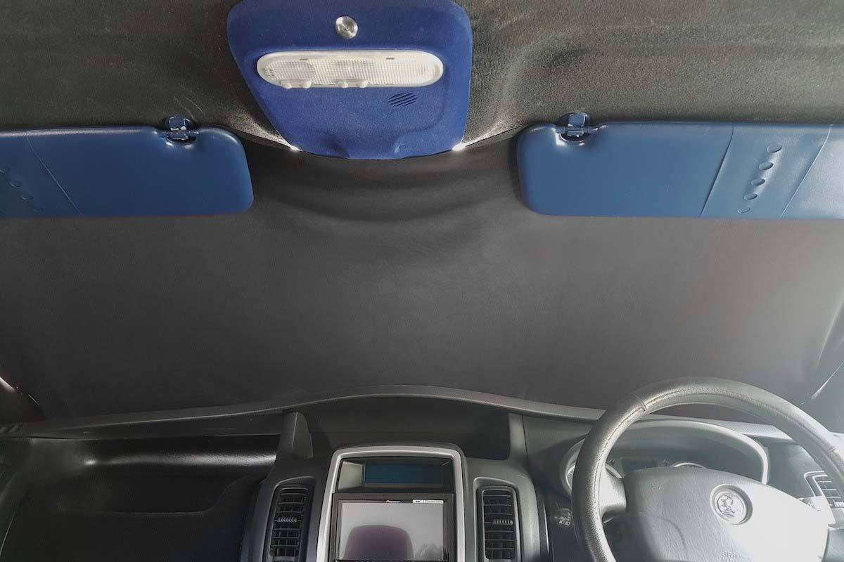 Trafic/Vivaro/Primastar Magnetic Cab Curtain Kits - Image 3