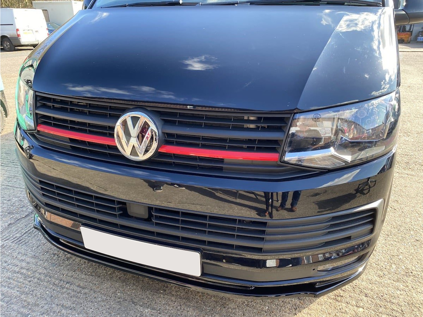 T6 Upper Front Grille Trims