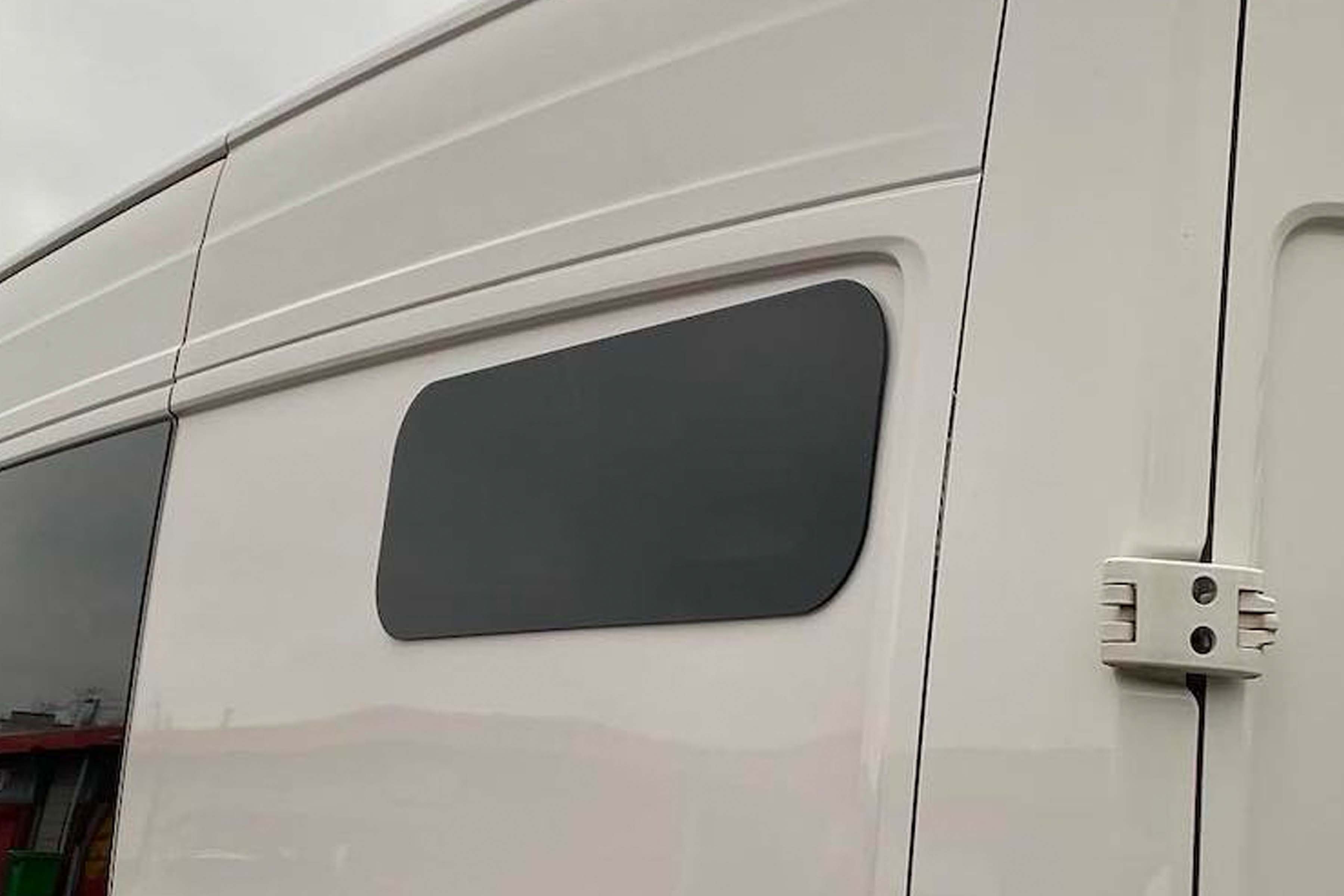 Universal Conversion Window - Fixed (800mm x 270mm) - Image 5