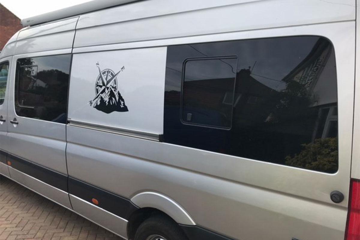 Mercedes Sprinter (LWB/XLWB) N/S/R Opening Window in Privacy Tint - Image 2