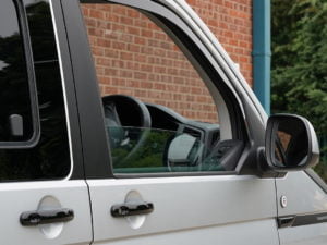 T5/T5.1/T6/T6.1 Gloss Black Door Handle Covers - Image 5