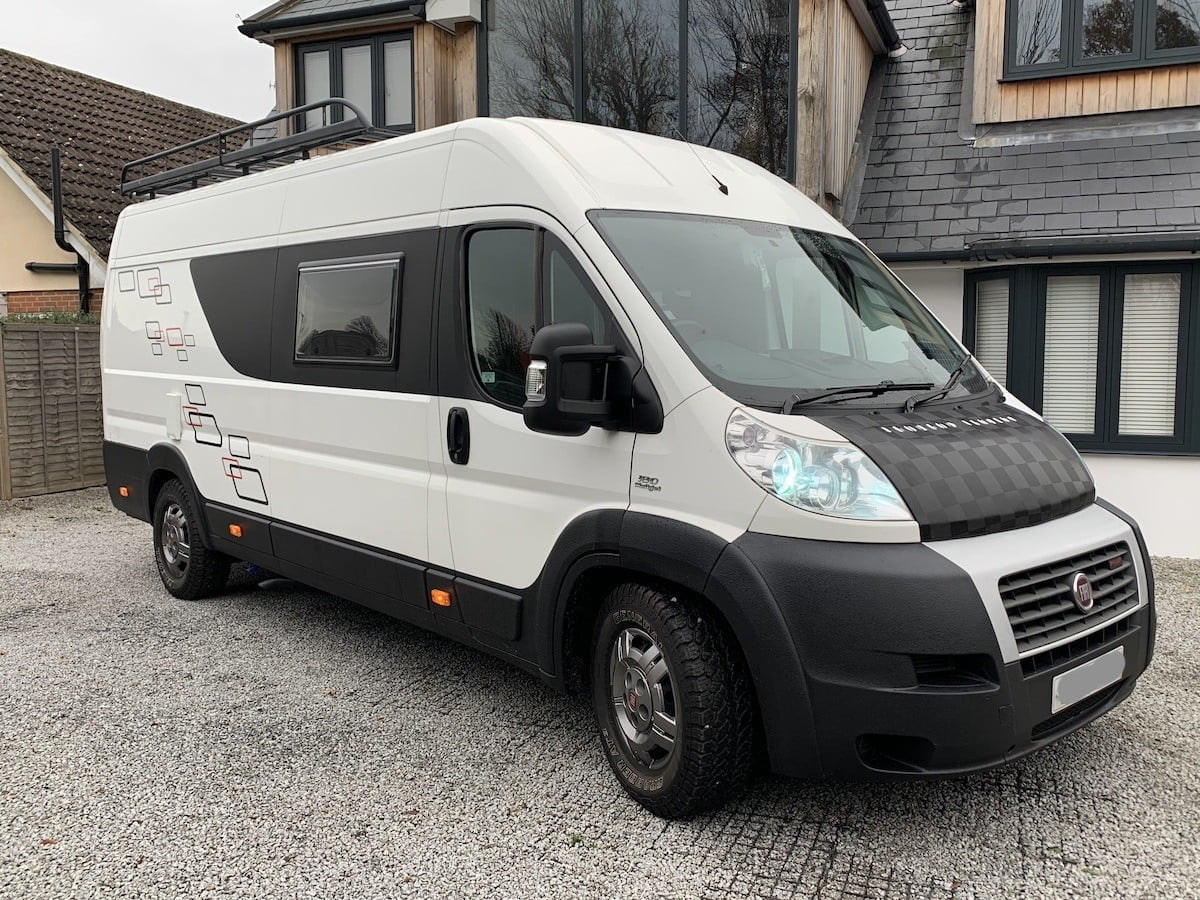 Peugeot Boxer 2014> Chequered Bonnet Bra