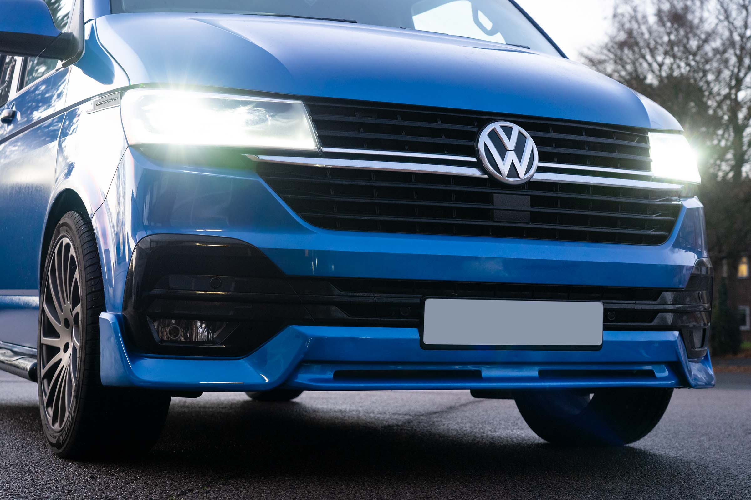 T6.1 DUB Style Front Spoiler – PP Plastic (PRIMED) - Image 2