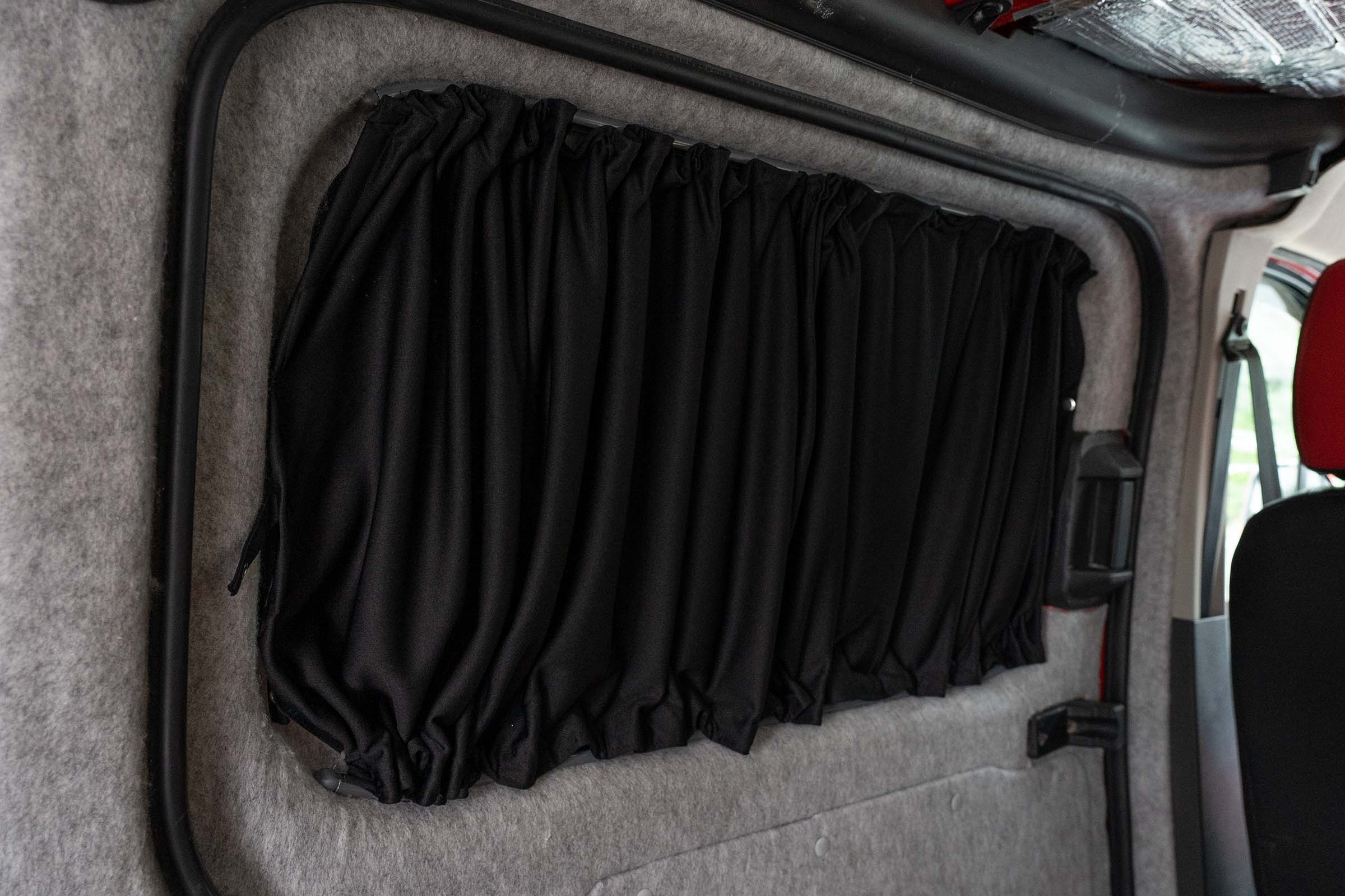 Universal Curtain Kit - 70cm Drop - Image 9