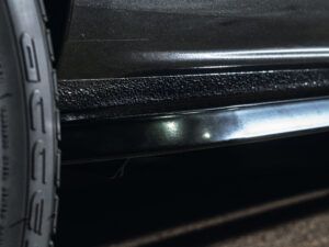 Alternative view of Ford Transit Custom Gloss Black Trapezoid Sidebars LWB