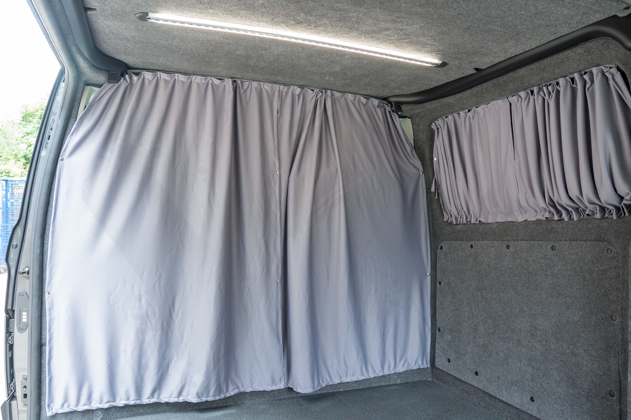 Van Curtain Cab Divider Kit - Image 2
