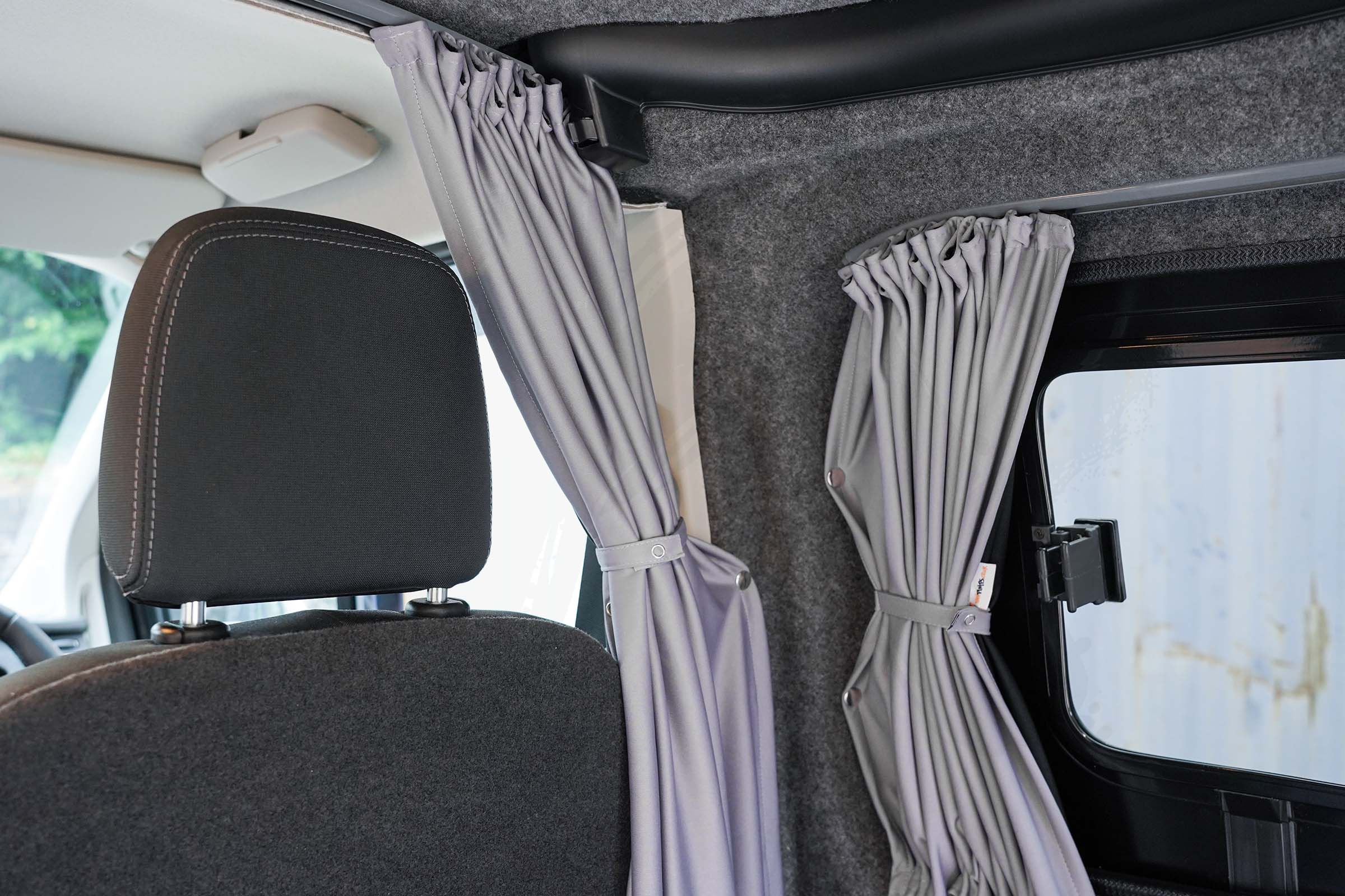 Van Curtain Cab Divider Kit - Image 5