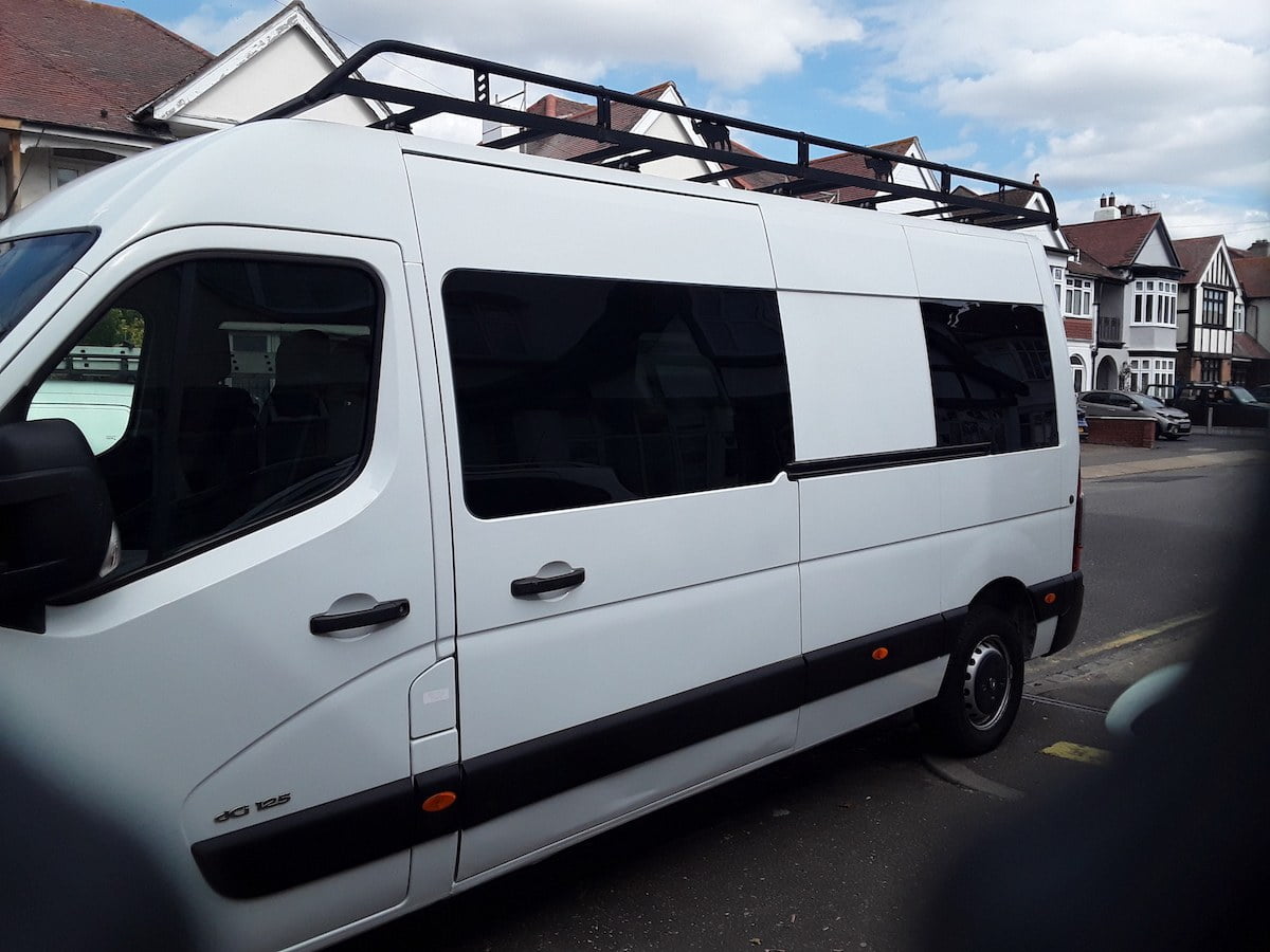 Nissan NV400 2011 - 2024 N/S/F (MWB/LWB/XLWB) Fixed Window In Privacy Tint - Image 2