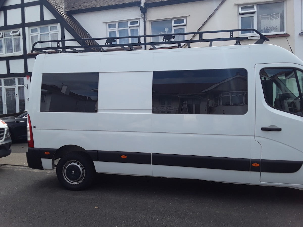 Nissan NV400 2011 - 2024 O/S/F (MWB/LWB/XLWB) Fixed Window In Privacy Tint