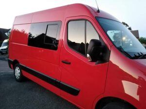 Alternative view of Nissan NV400 2011 - 2024 O/S/F (MWB/LWB/XLWB) Opening Window In Privacy Tint