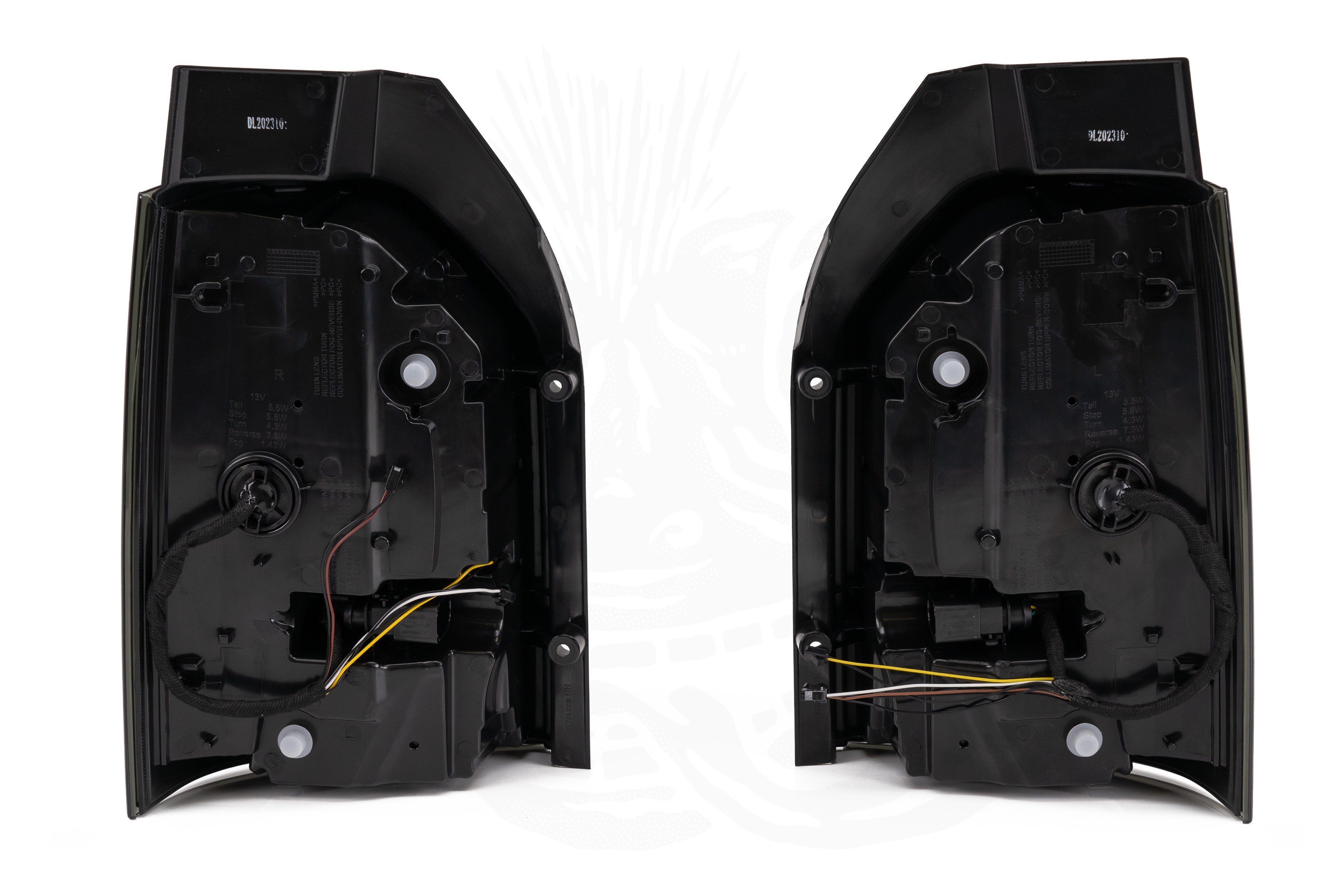 VW T6.1 Smoked LED Rear Lights With Dynamic Indicator – Tailgate - Image 7
