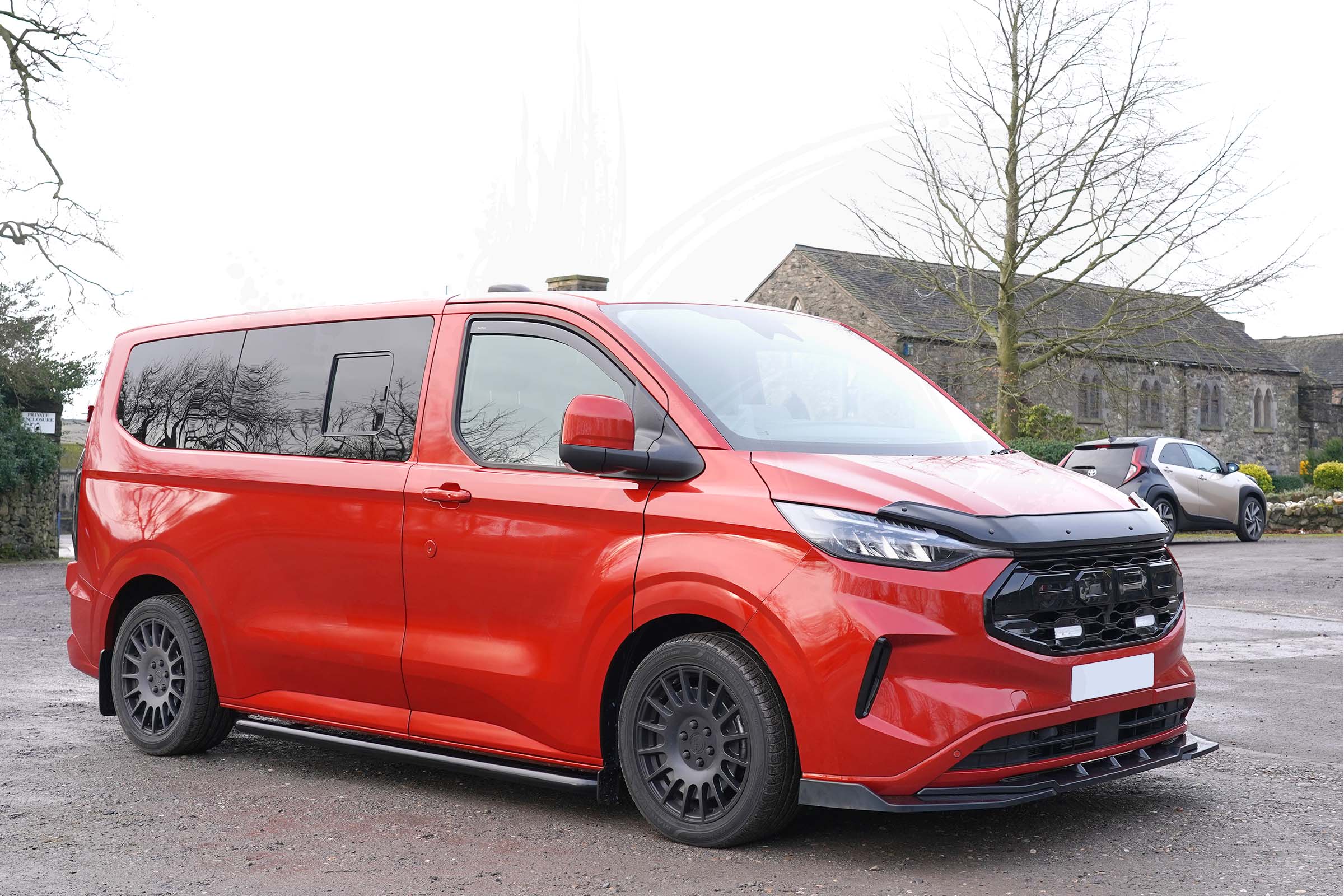 VW T7 2025> / Ford Transit Custom (MK2) 2024> Gloss Black Sportline Style Sidebars SWB - Image 3