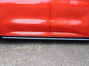 VW T7 2025> / Ford Transit Custom (MK2) 2024> Gloss Black Sportline Style Sidebars SWB - Image 4