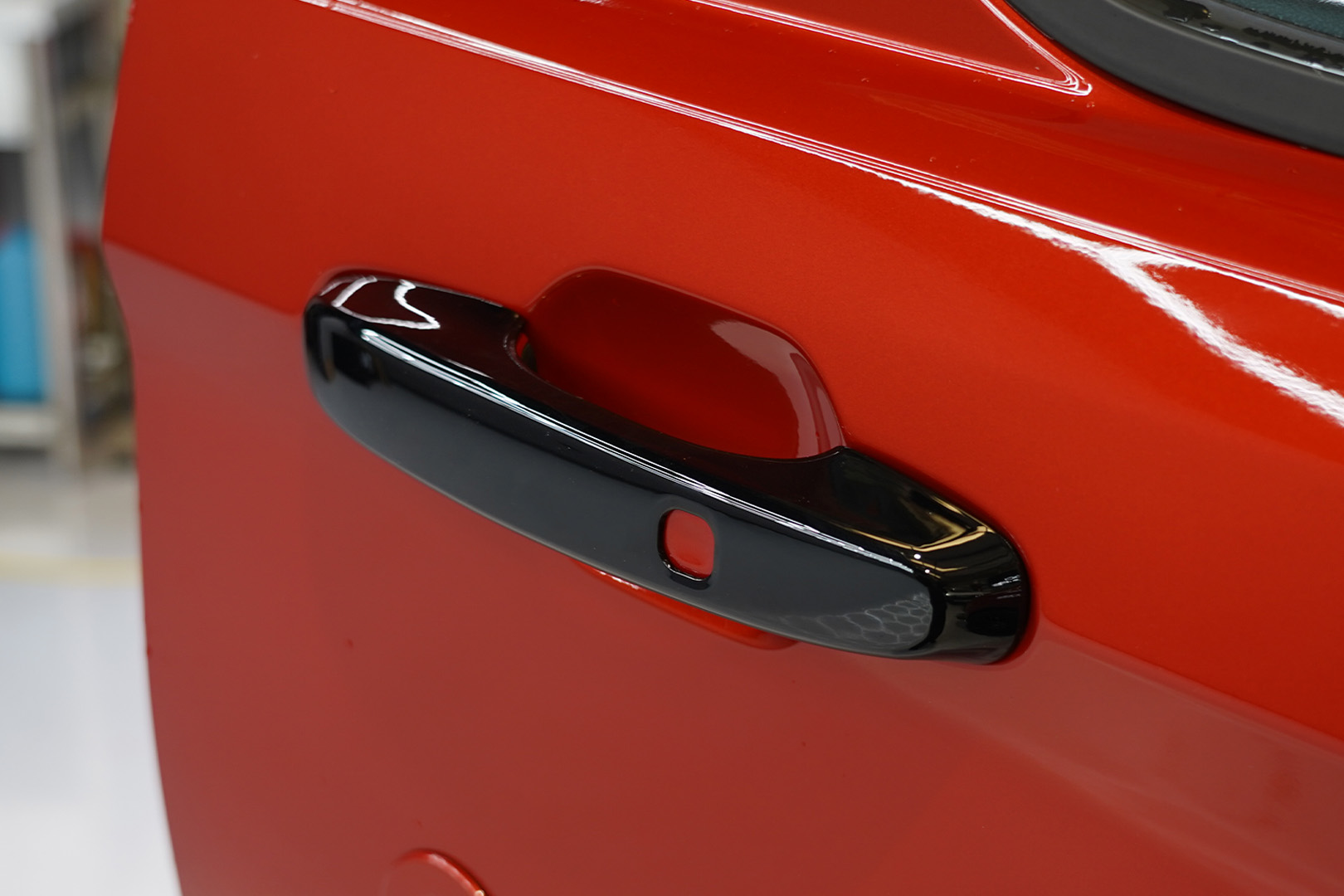 Ford Transit Custom Mk2 24>/VW T7 25> Door Handle Covers - Image 11