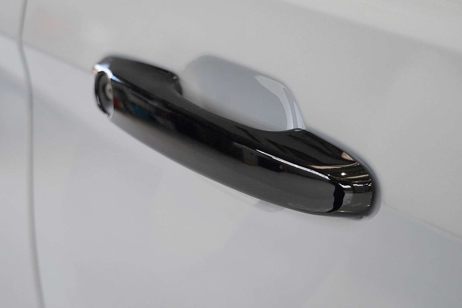 Ford Transit Custom Mk2 24>/VW T7 25> Door Handle Covers - Image 6