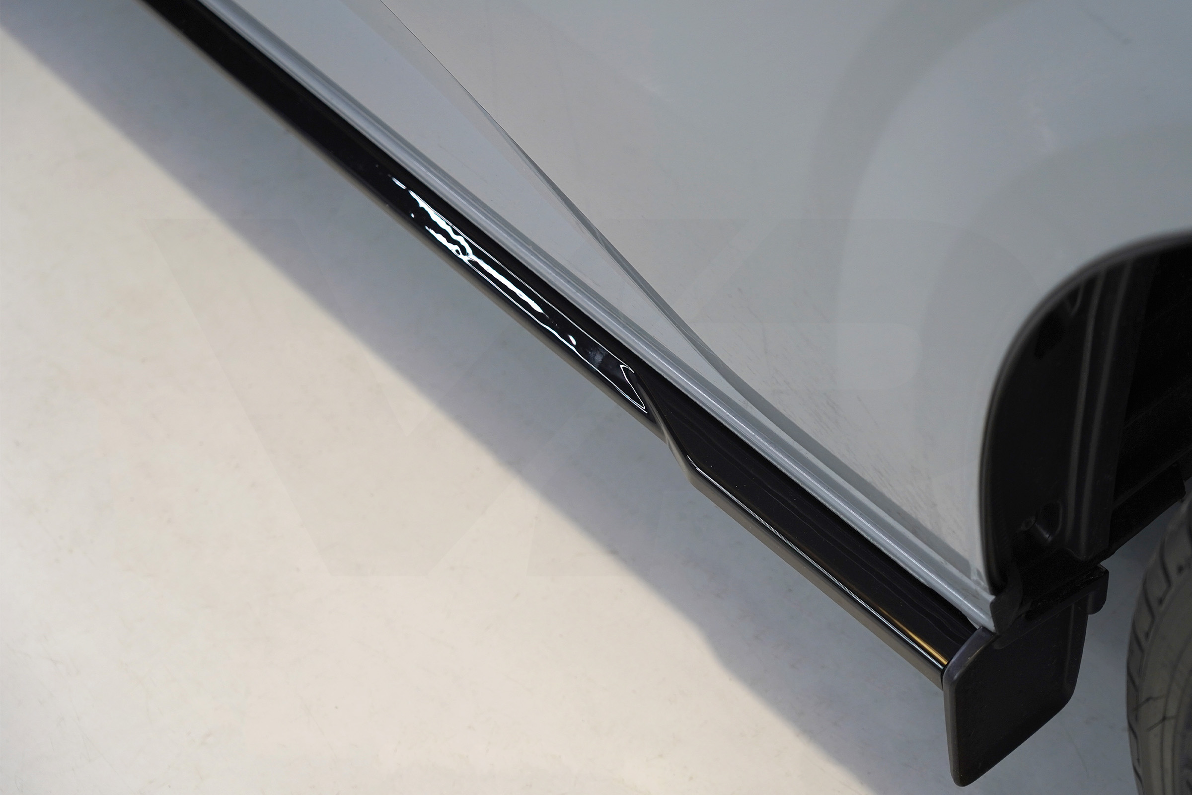 Transit Custom MK2 2024> Simple Side Skirts (For Mudflaps)- LWB- Gloss Black - Image 4