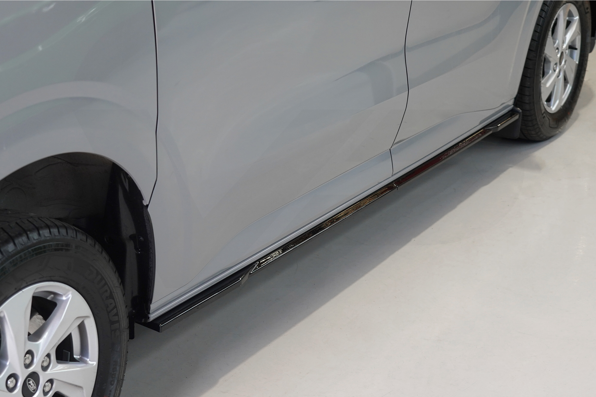 Transit Custom MK2 2024> Simple Side Skirts (For Mudflaps)- LWB- Gloss Black
