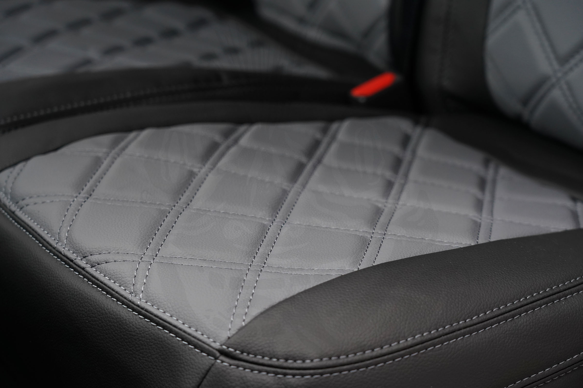 Ford Transit Custom MK2 2024> Diamond Stitch Seat Covers - Grey - Image 3
