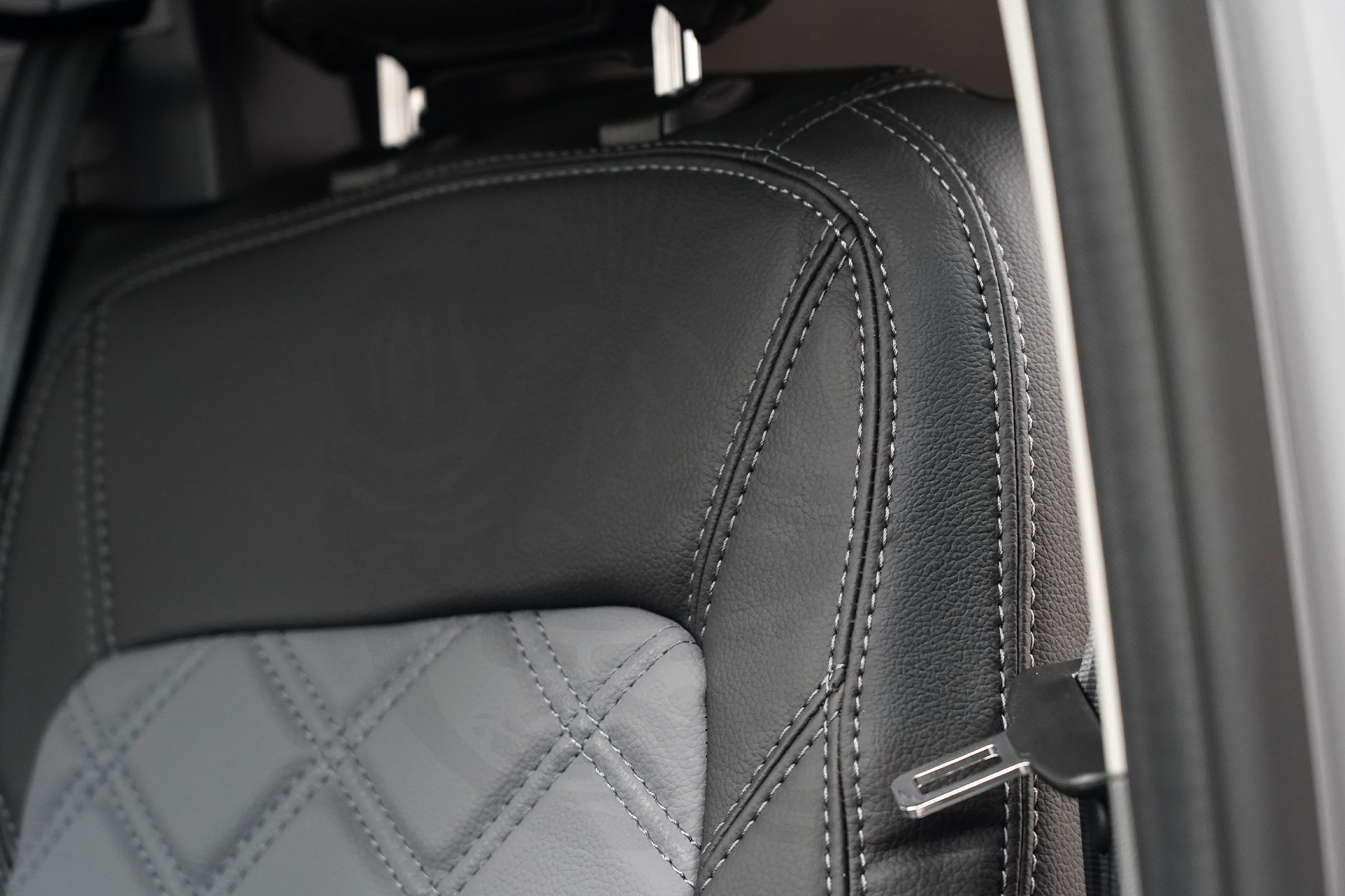 Ford Transit Custom MK2 2024> Diamond Stitch Seat Covers - Grey - Image 4