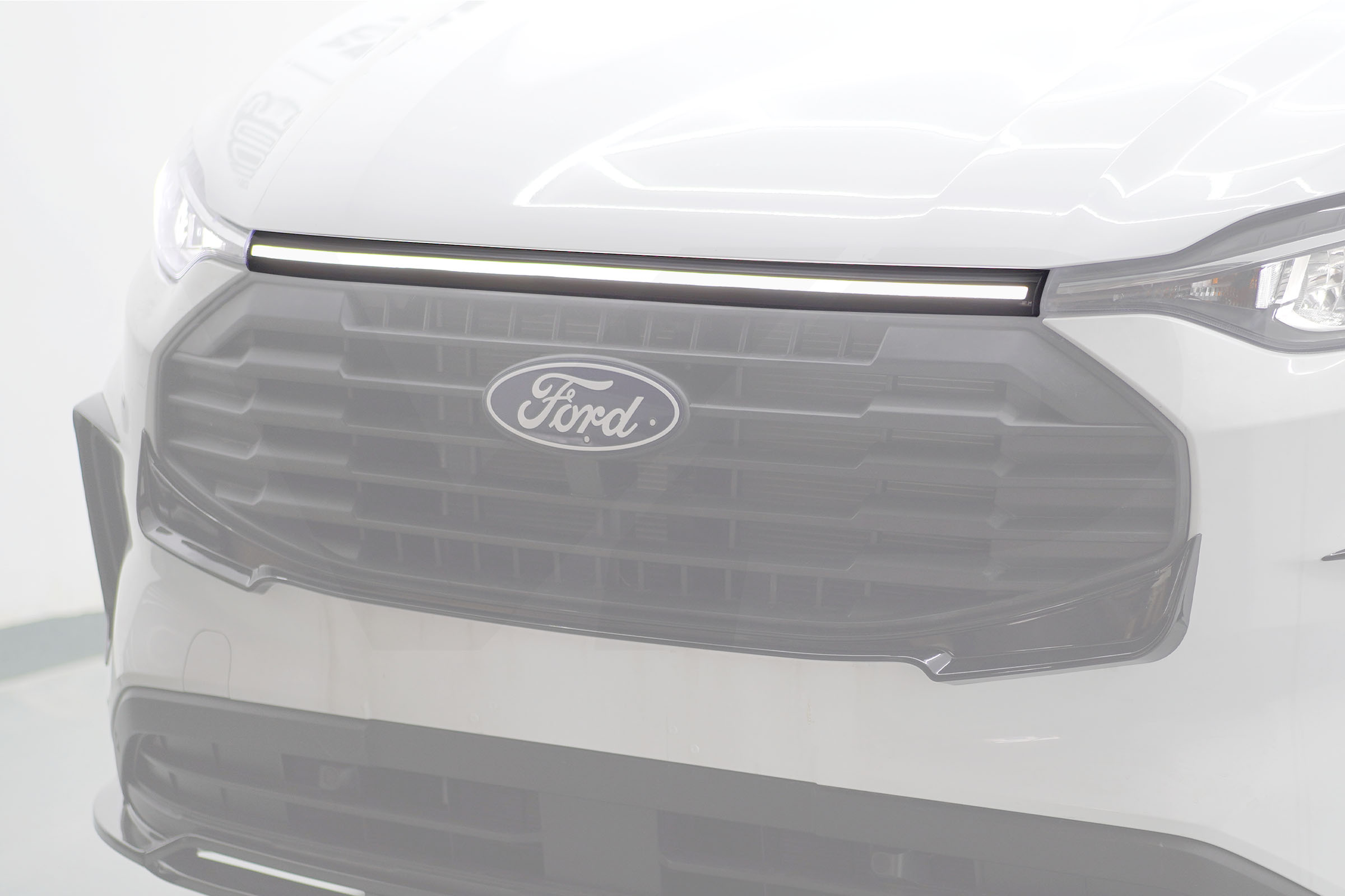 Transit Custom 24> LED Grille Light Bar (Bright White) - Image 2
