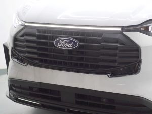 Transit Custom MK2 (2024>) Front Grille Lower Panel Add-On (Gloss Black)
