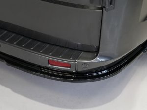 Ford Transit Custom (2018-2023) Rear Splitter - Gloss Black (3pcs) - Image 3